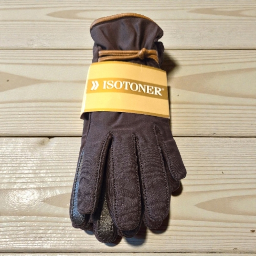 NWT WOMEN'S ISOTONER EVERYDAY GLOVES CHOCOLATE BROWN WITH LEATHER ACCENTS